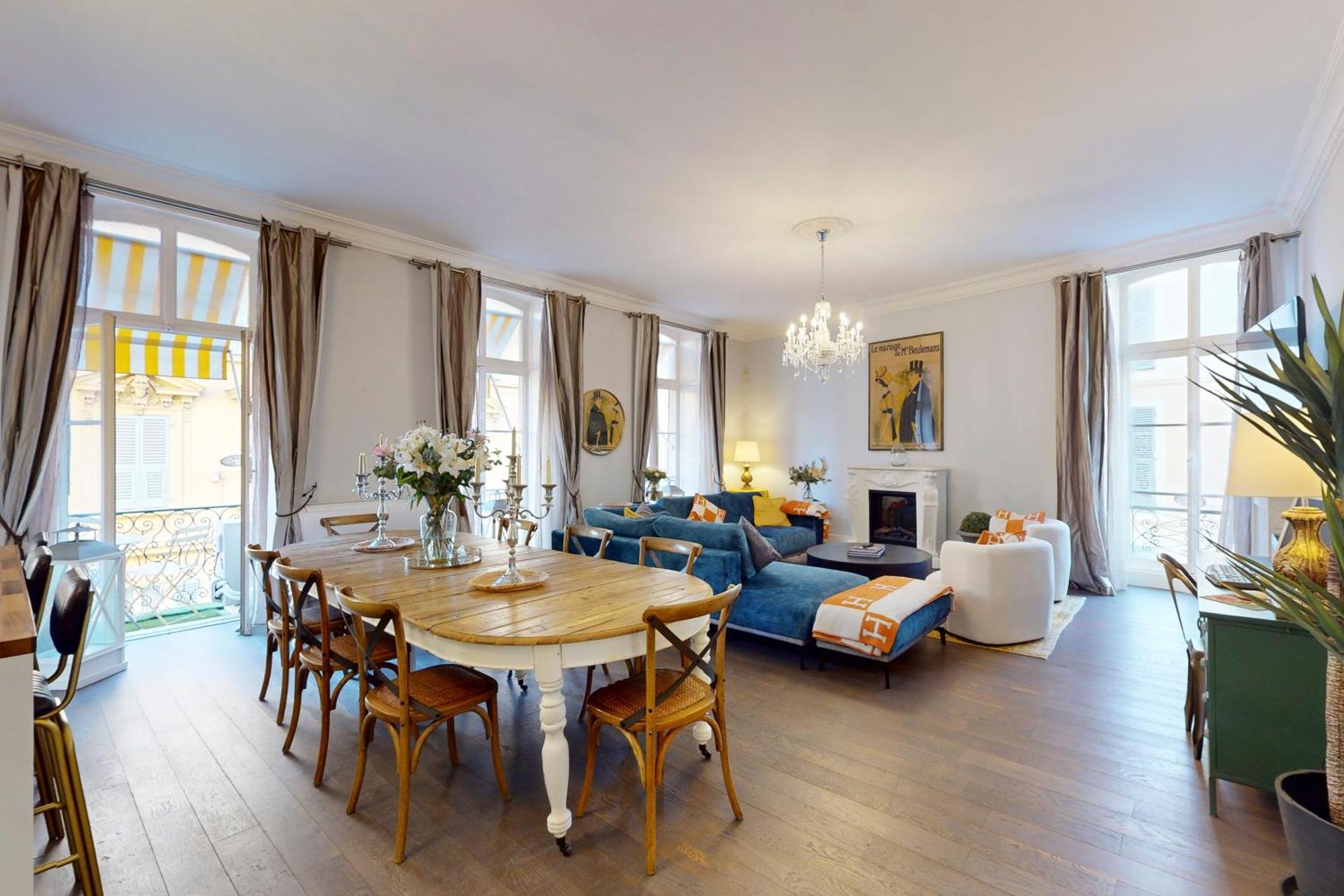 Silver Suite Five Stars Holiday House นีซ ภายนอก รูปภาพ