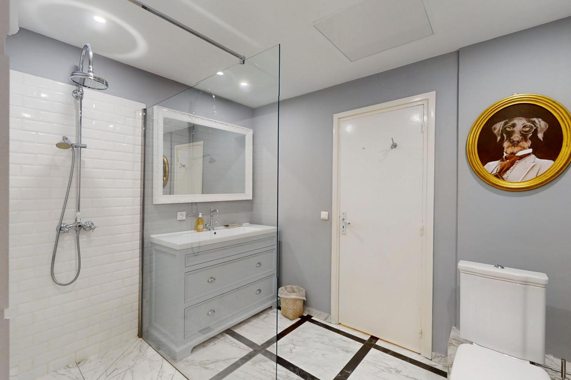 Silver Suite Five Stars Holiday House นีซ ภายนอก รูปภาพ